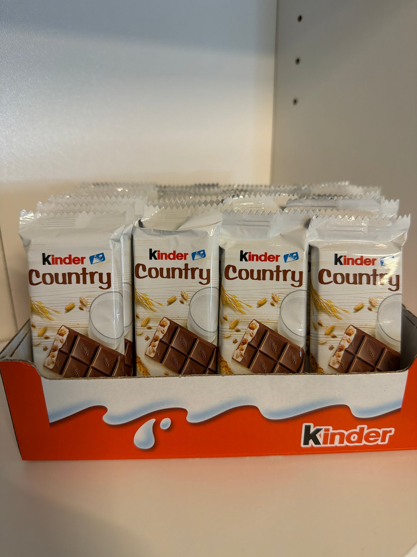 Kinder Country